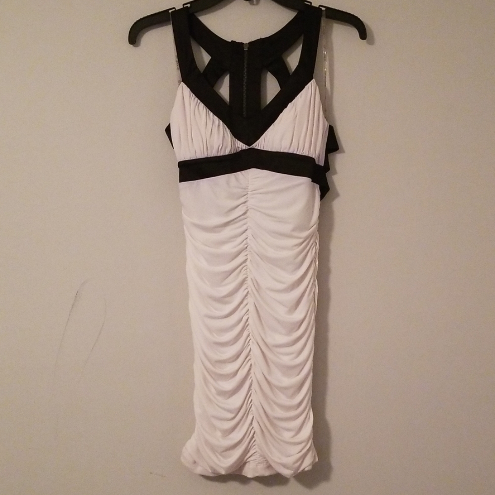 City Triangles Junior Short Dress